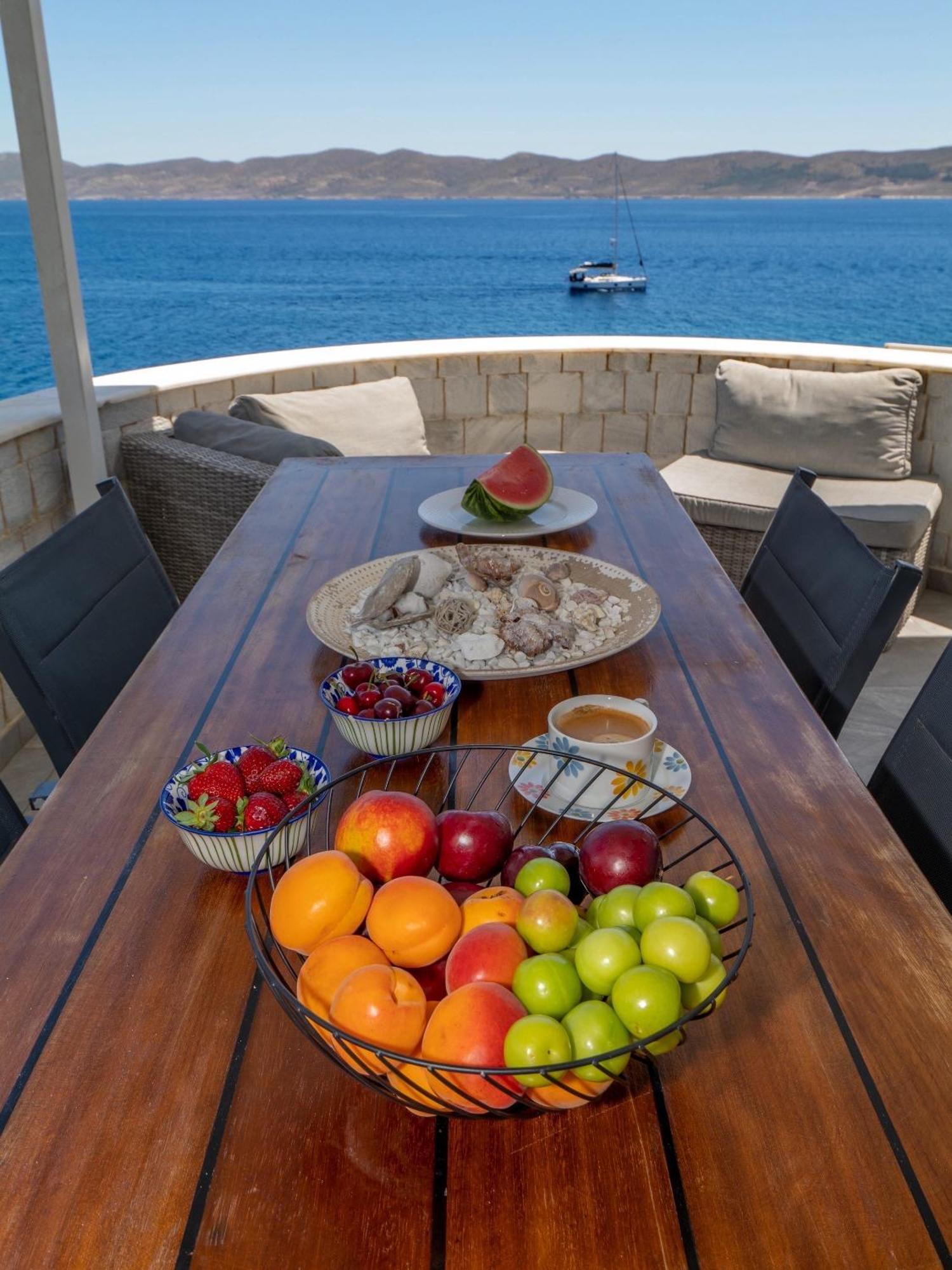 En Plo Villa Sounio Сунион Экстерьер фото